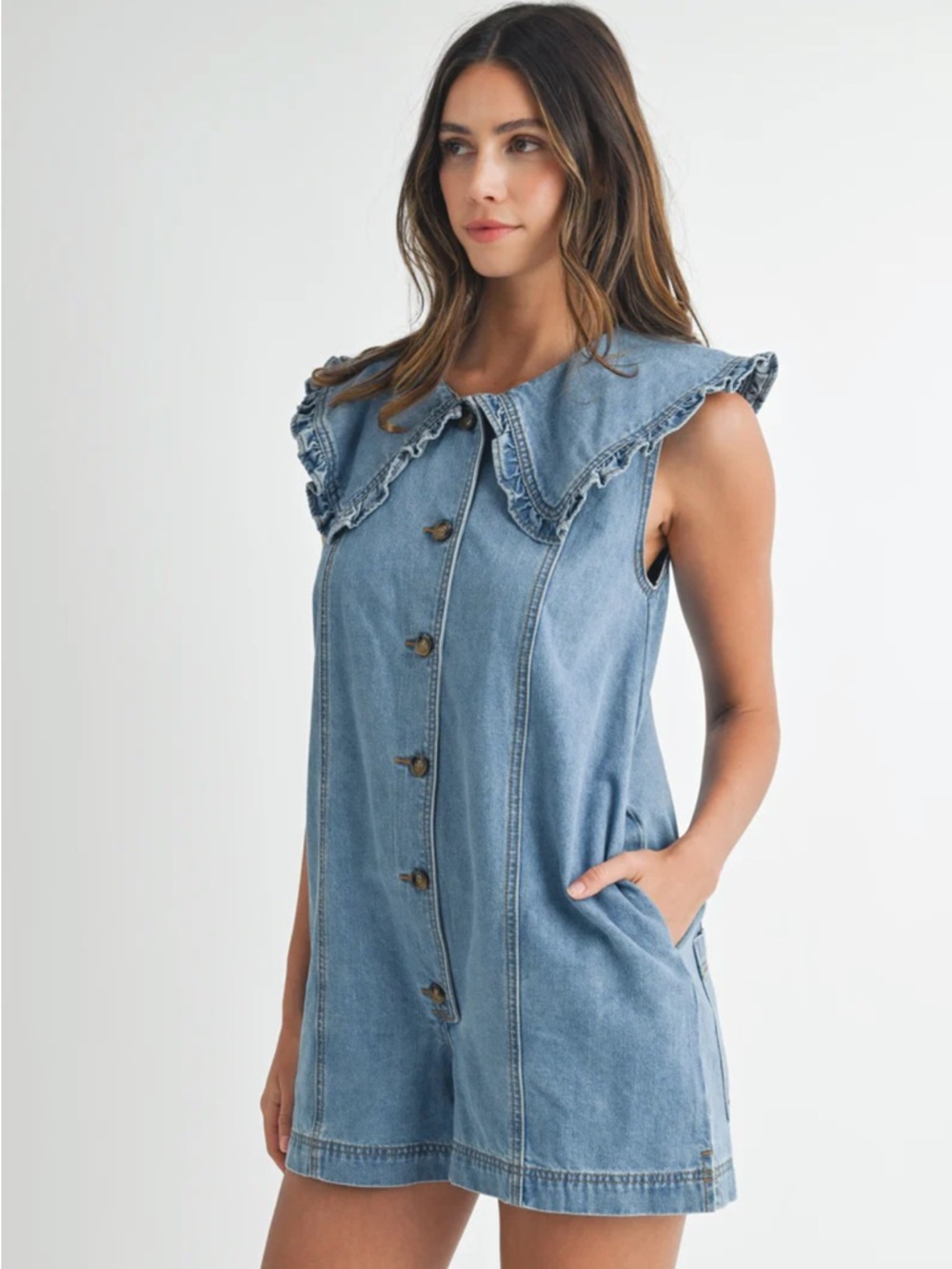 NWT MABLE BOUTIQUE ROMPER DENIM JEAN WIDE COLLAR LARGE SLEEVELESS - Picture 2 of 6